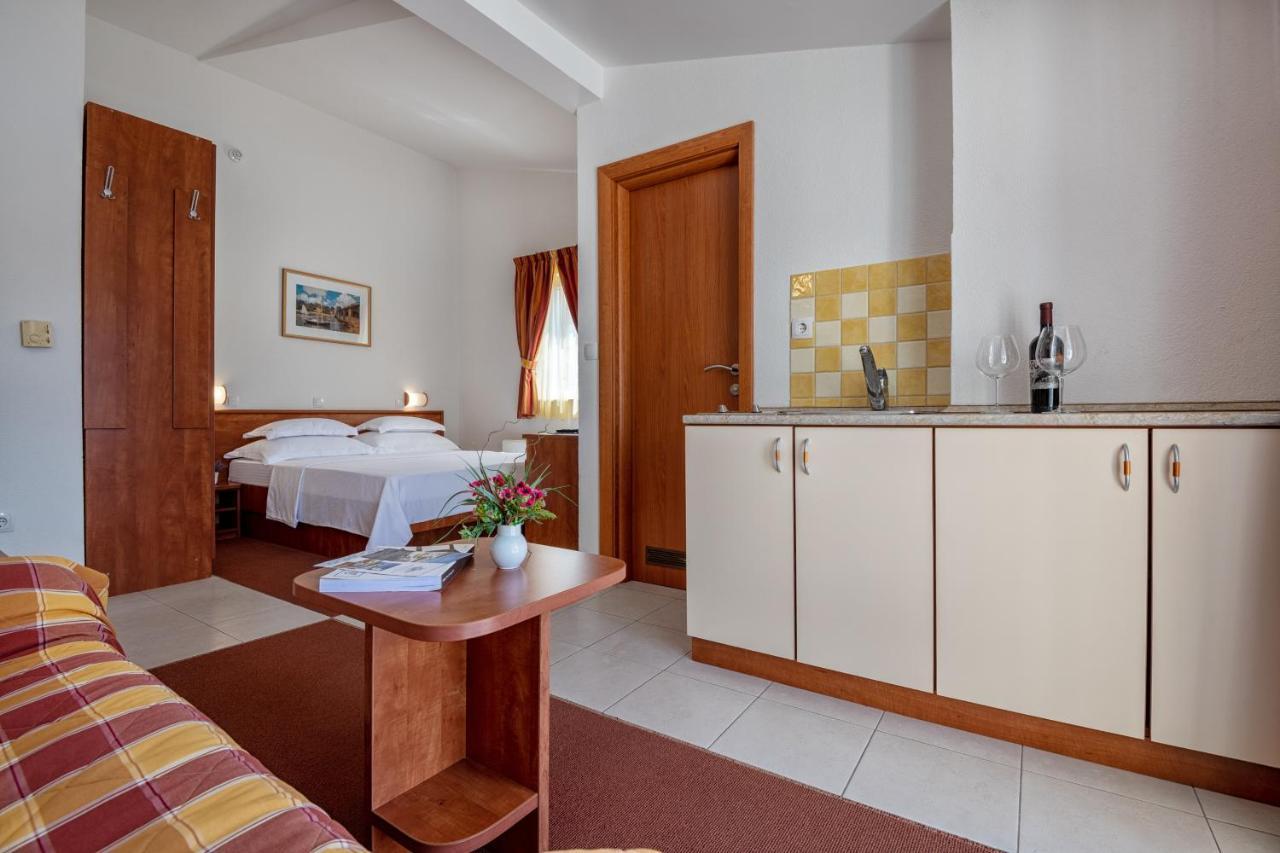 Hotel Posejdon เนอุม ภายนอก รูปภาพ