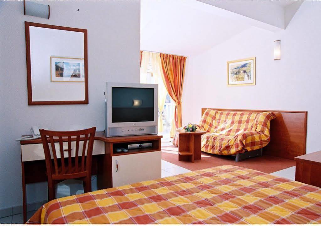 Hotel Posejdon เนอุม ภายนอก รูปภาพ